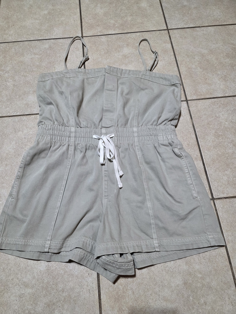 Universal Thread Light Gray Drawstring Romper - Picture 2 of 5